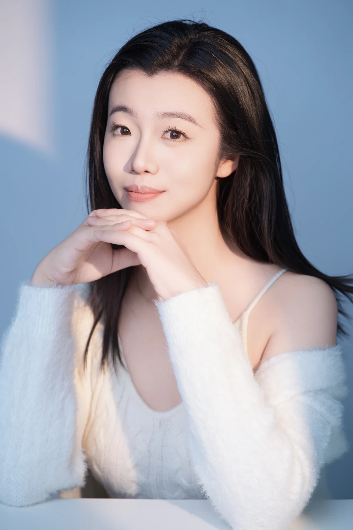 Lily, Beyond Arrival City Host